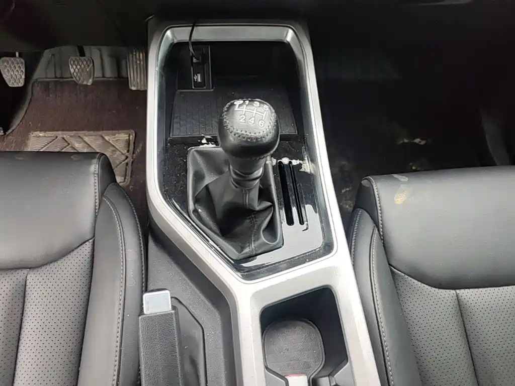 Wuling Jiachen — миниатюра 14