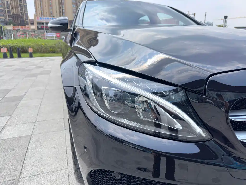 Mercedes-Benz C-Class — миниатюра 23