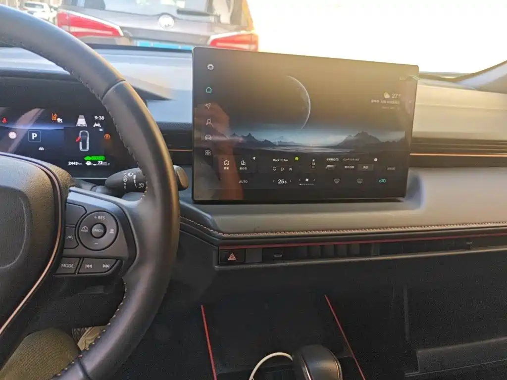 Toyota Frontlander — миниатюра 6