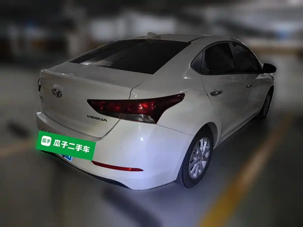 Hyundai Verna — миниатюра 4