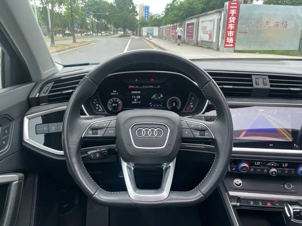 Audi Q3 — миниатюра 15