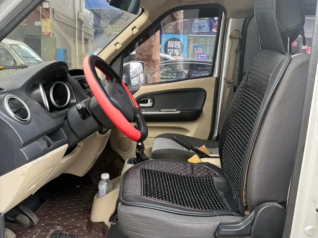 CHANGAN CHANGAN RUIXING M80