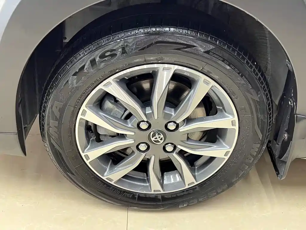 Toyota Yaris L — миниатюра 20