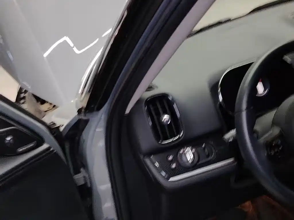 MINI Mini Countryman — миниатюра 8