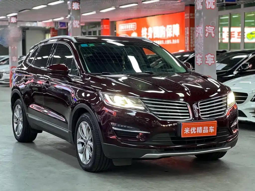 Lincoln MKC — миниатюра 5