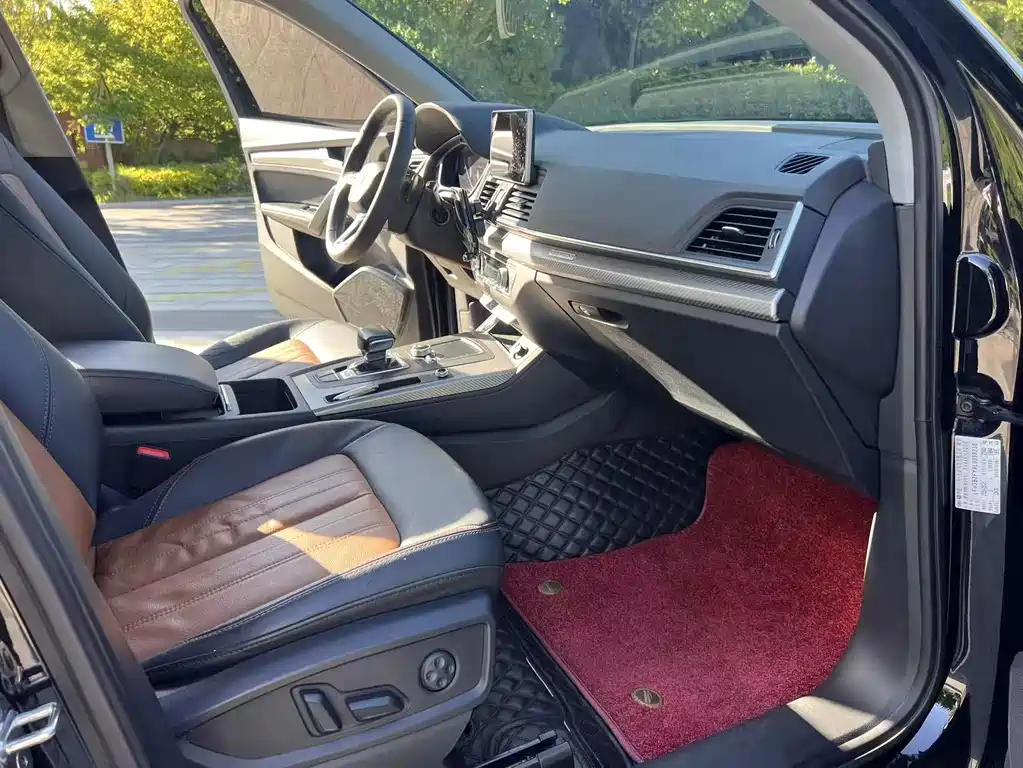 Audi Q5L 2020 45 TFSI Premium Fashion