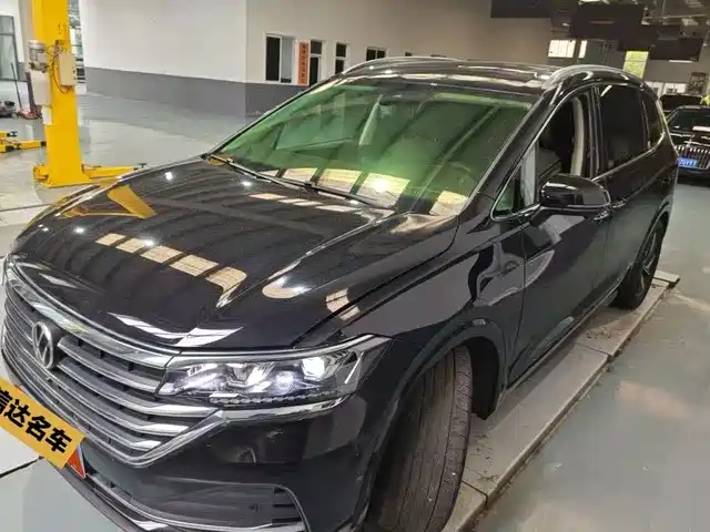 Volkswagen Viloran