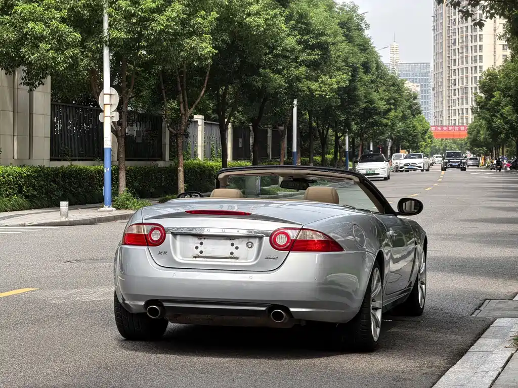 Jaguar XK — миниатюра 12