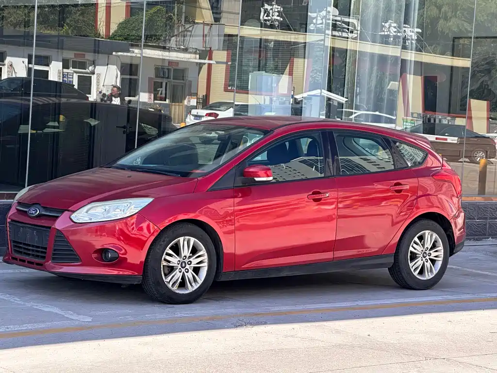 Ford Focus — миниатюра 5