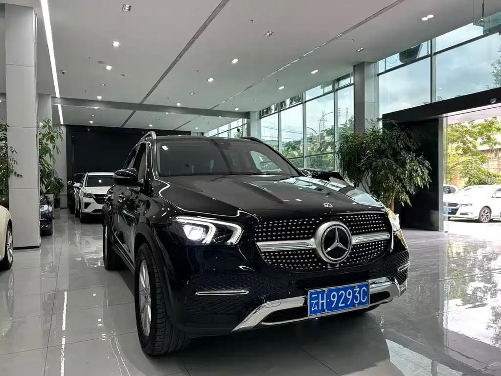 Mercedes-Benz GLE (Import) — миниатюра 10