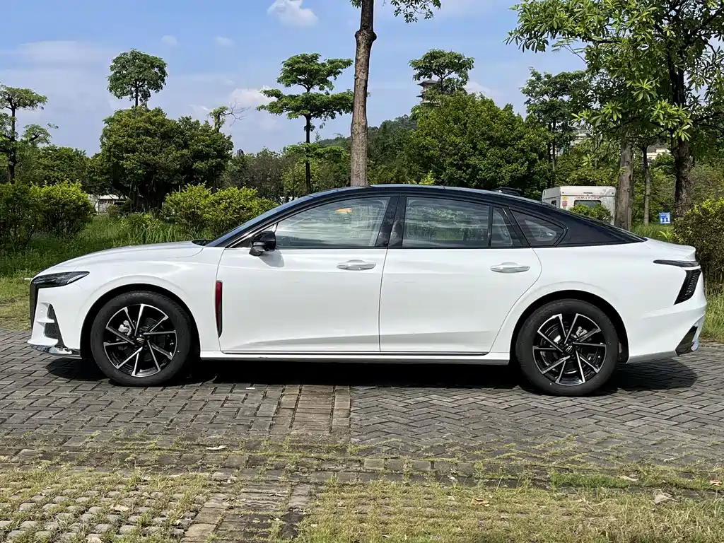 Hongqi Hongqi H6 — миниатюра 7