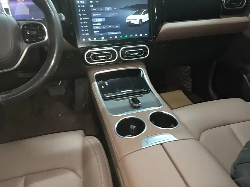 Leapmotor Leapmotor C01 — миниатюра 14