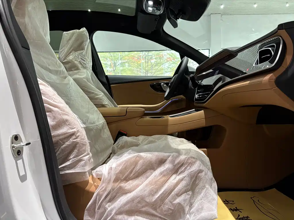 RISING AUTO FEIFAN R7