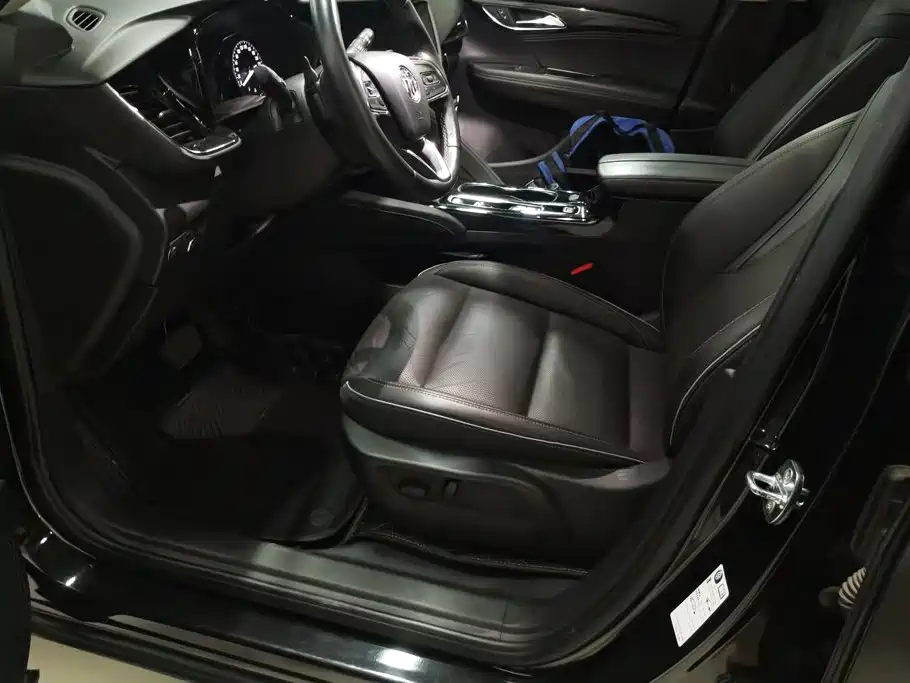 Buick Envision Plus — миниатюра 9