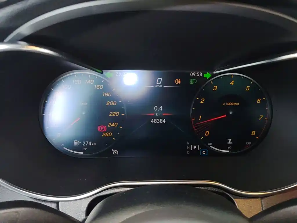 Mercedes-Benz C-Class — миниатюра 12