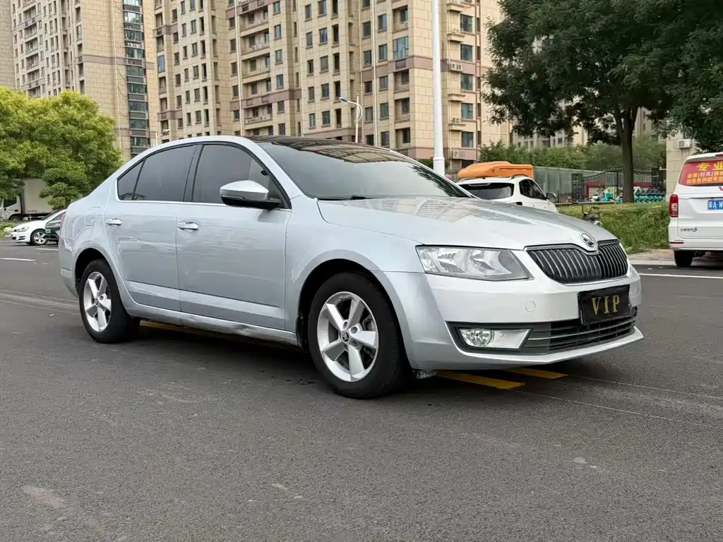 Skoda Octavia — миниатюра 3