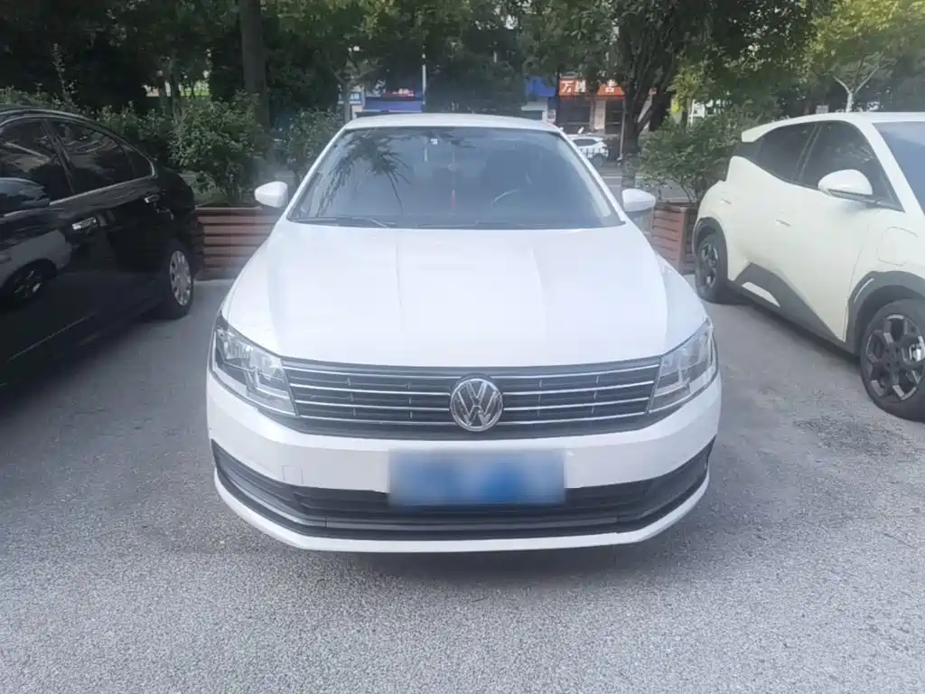 Volkswagen Lavida — миниатюра 3