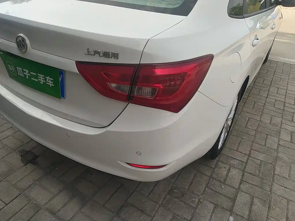 Buick Excelle — миниатюра 8