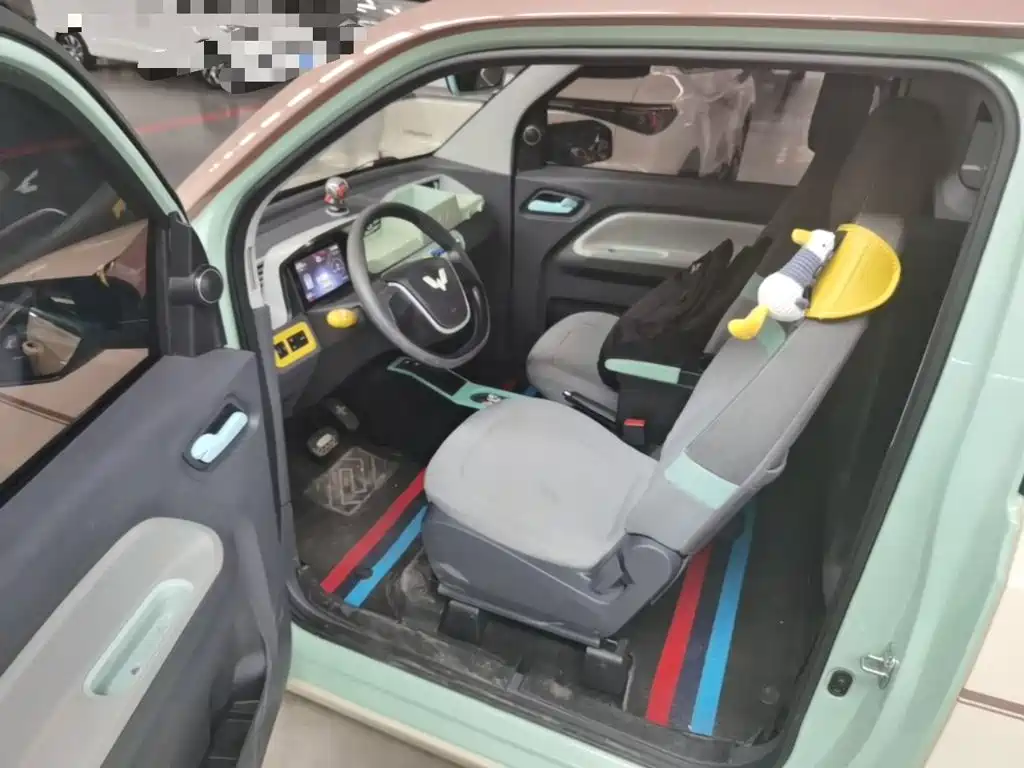 Wuling MINIEV — миниатюра 16