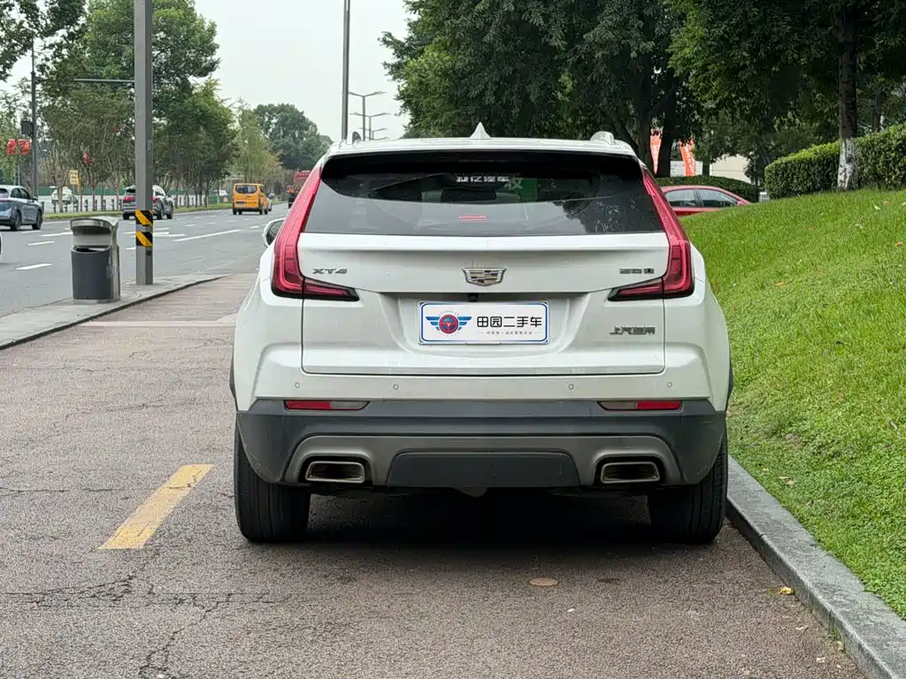 Cadillac XT4 — миниатюра 5