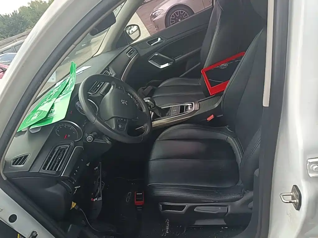 Peugeot 408 — миниатюра 15