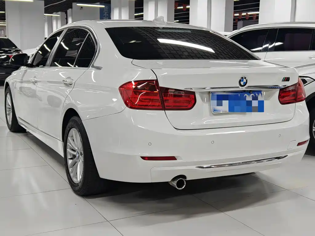 BMW 3 Series — миниатюра 4