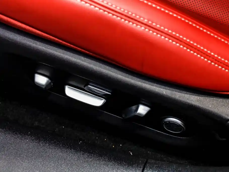 Xiaomi SU7 — миниатюра 12