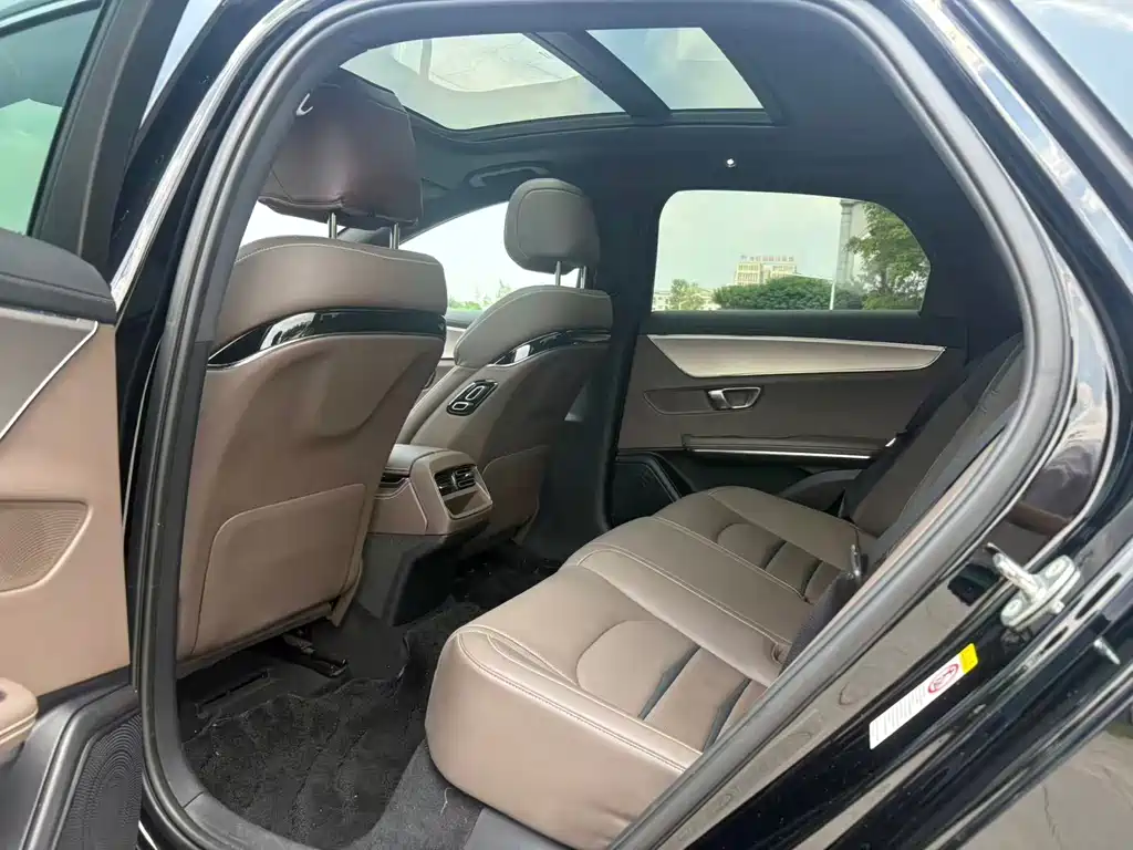 BYD Han — миниатюра 5