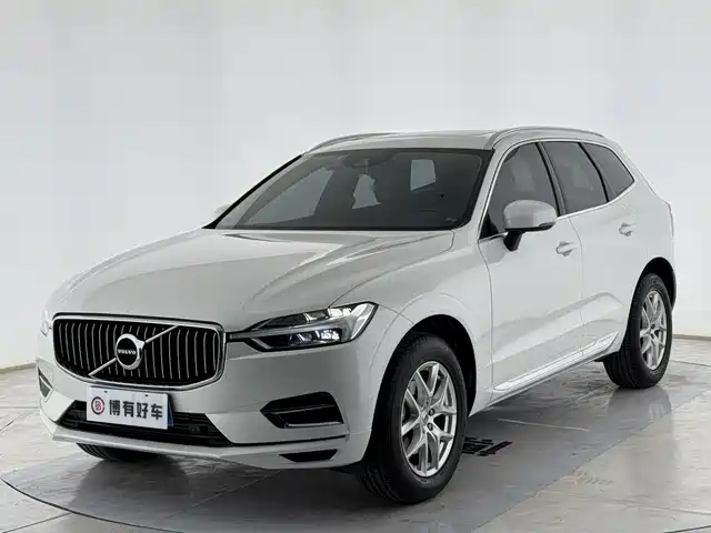 VOLVO XC60 2020