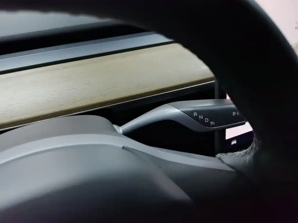 Tesla Model Y — фотографии объявления, Фото 15