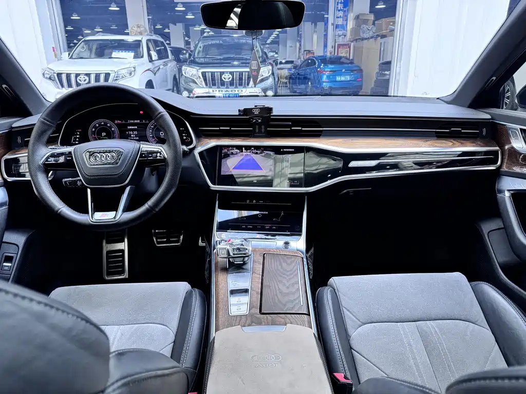 Audi A6L — миниатюра 7