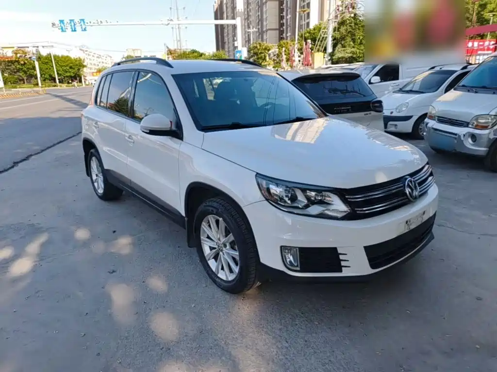 Volkswagen Tiguan — миниатюра 4