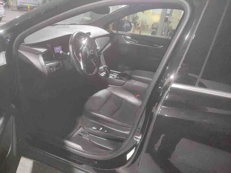 Cadillac XT5 — миниатюра 9