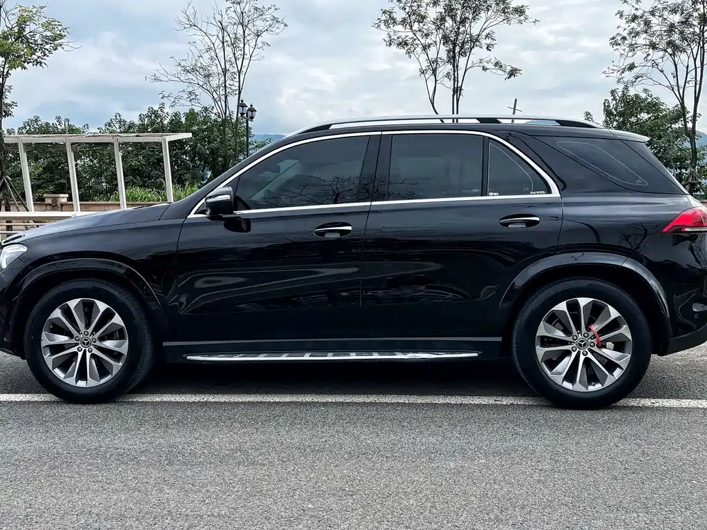 Mercedes-Benz GLE (Import) — миниатюра 3
