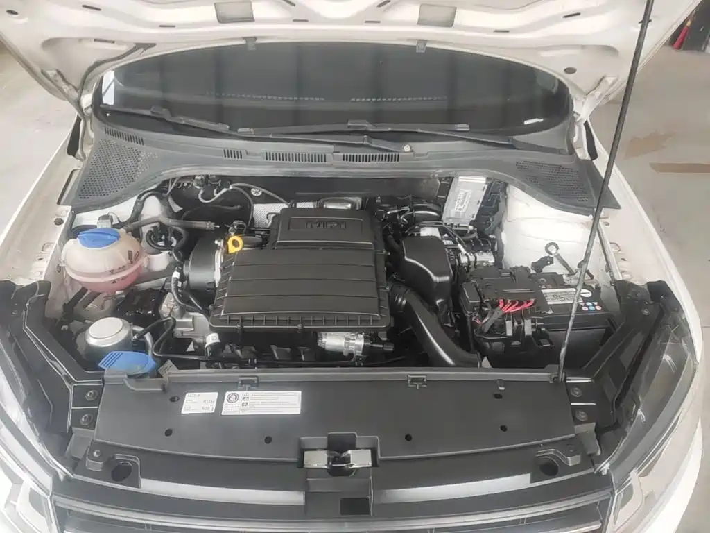 Volkswagen Santana — миниатюра 20