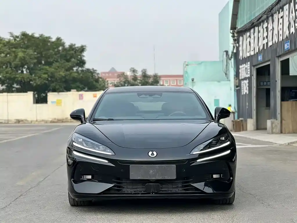 Denza Denza Z9GT — миниатюра 2