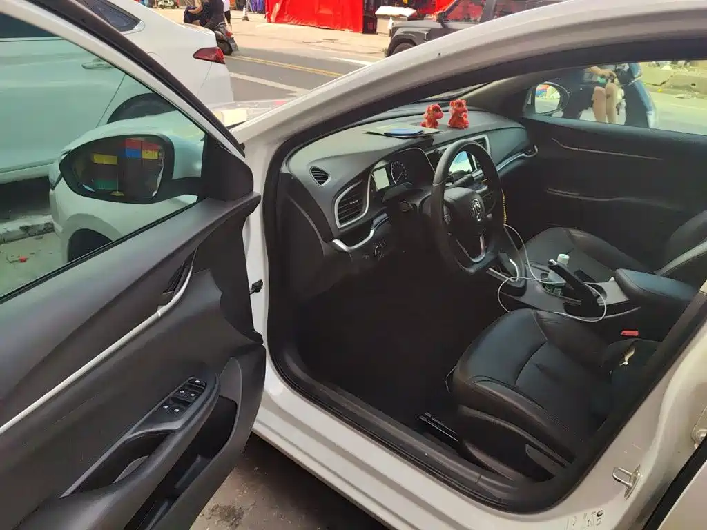 Buick Excelle — миниатюра 17