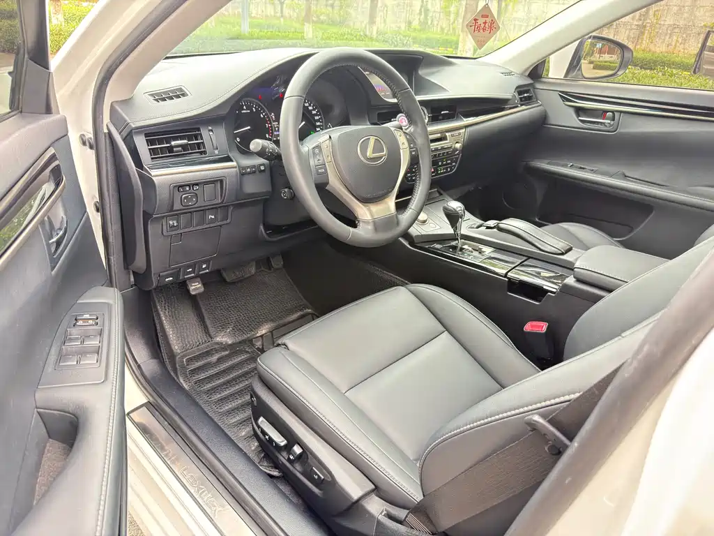 Lexus ES 250 Elite Edition, фото 6