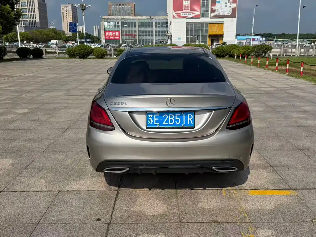 Mercedes-Benz C-Class — миниатюра 8