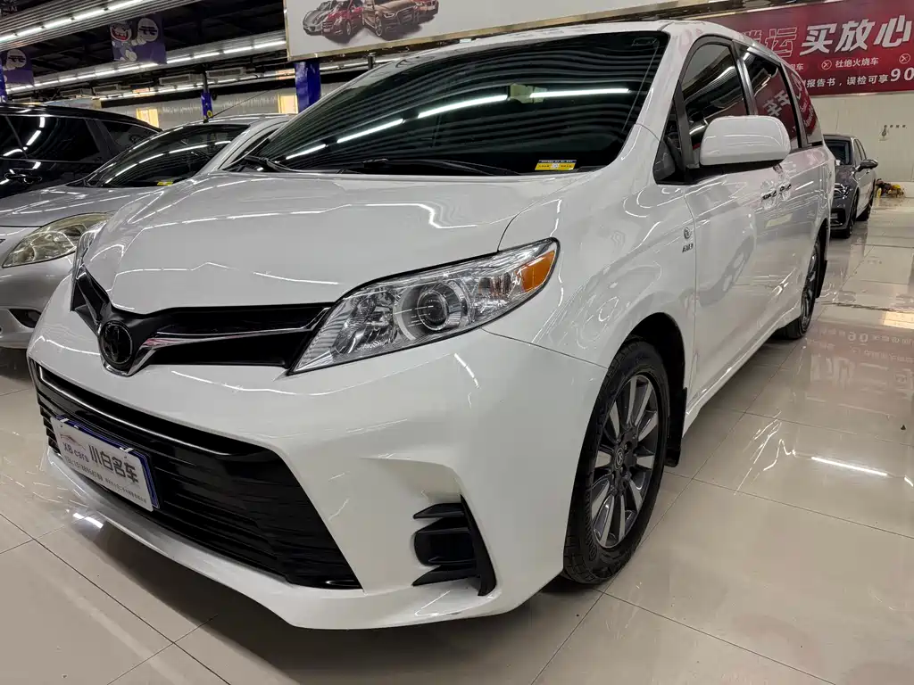 Toyota Sienna 2020