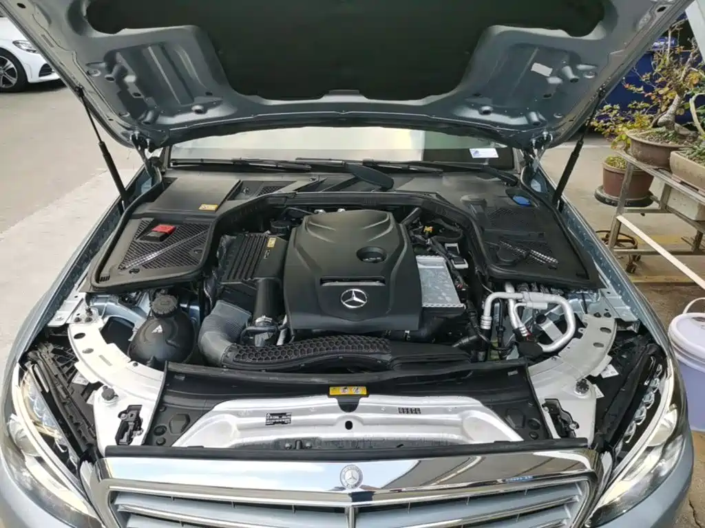 Mercedes-Benz C-Class — миниатюра 20