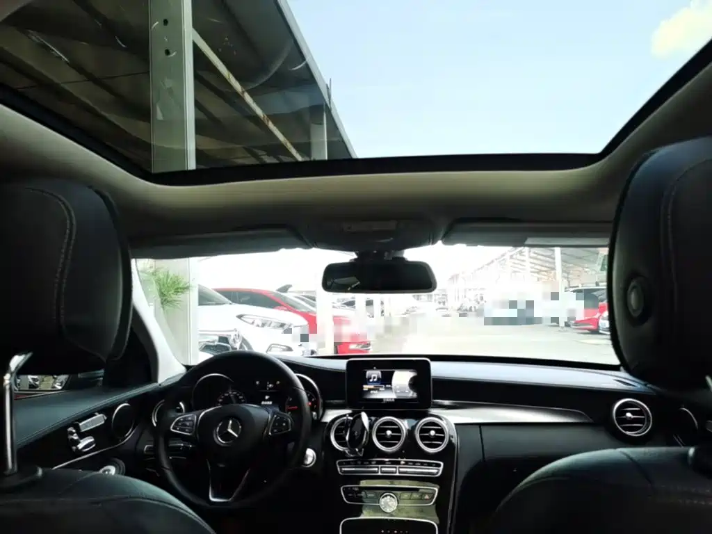 Mercedes-Benz C-Class — миниатюра 18