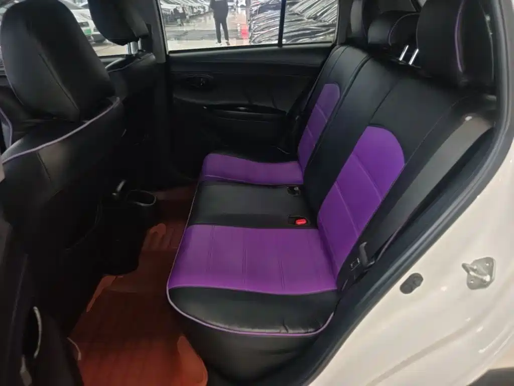 Toyota Yaris L — миниатюра 17