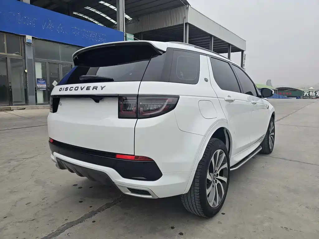 LAND ROVER DISCOVER SPORTS