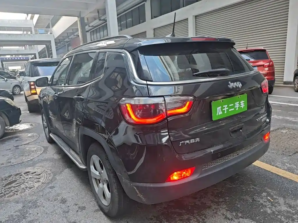 Jeep Compass — миниатюра 5