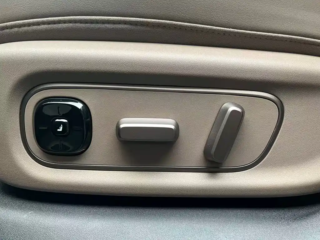 Li Auto Li i6 — миниатюра 9