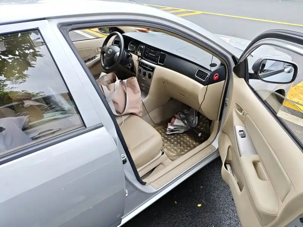 Toyota Corolla — миниатюра 19