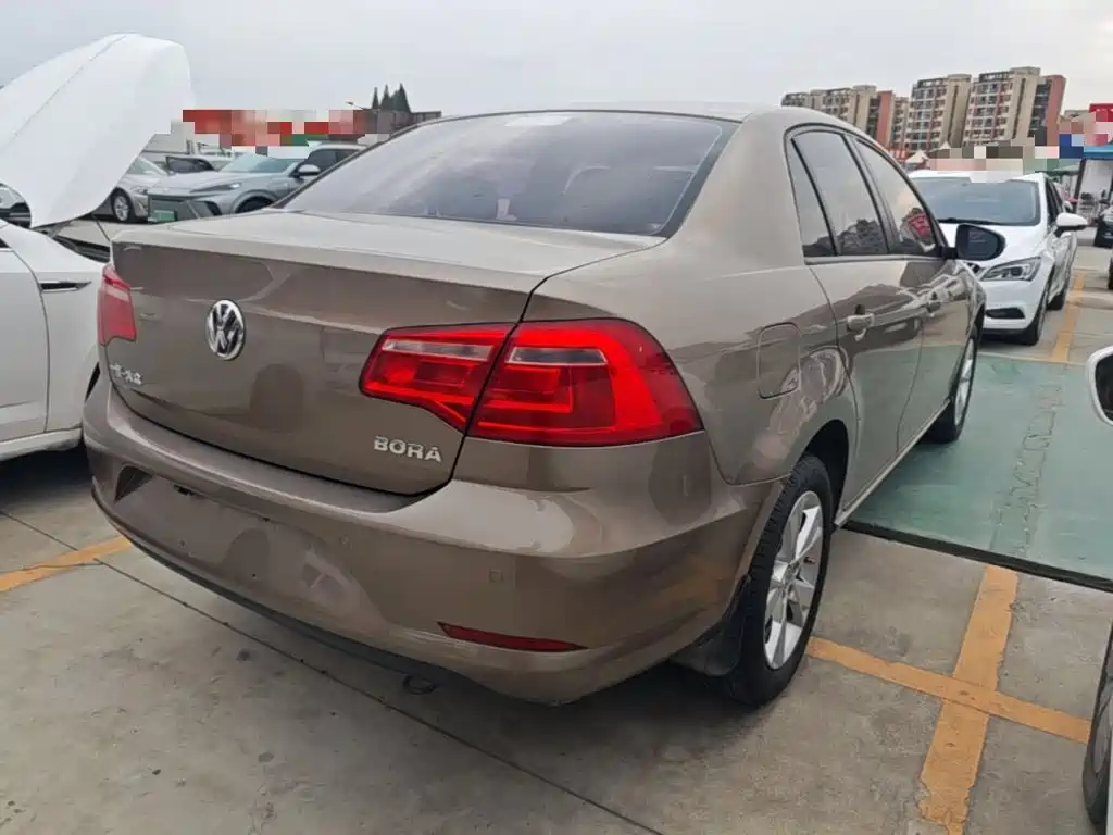 Volkswagen Bora — миниатюра 7