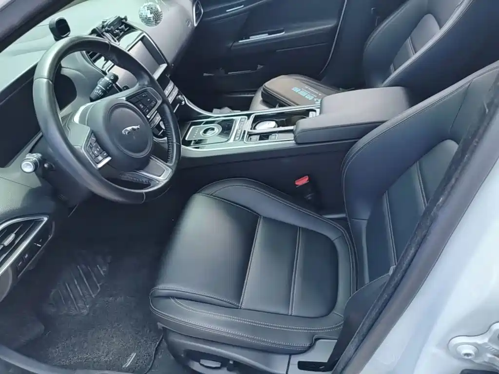 Jaguar XEL — миниатюра 15