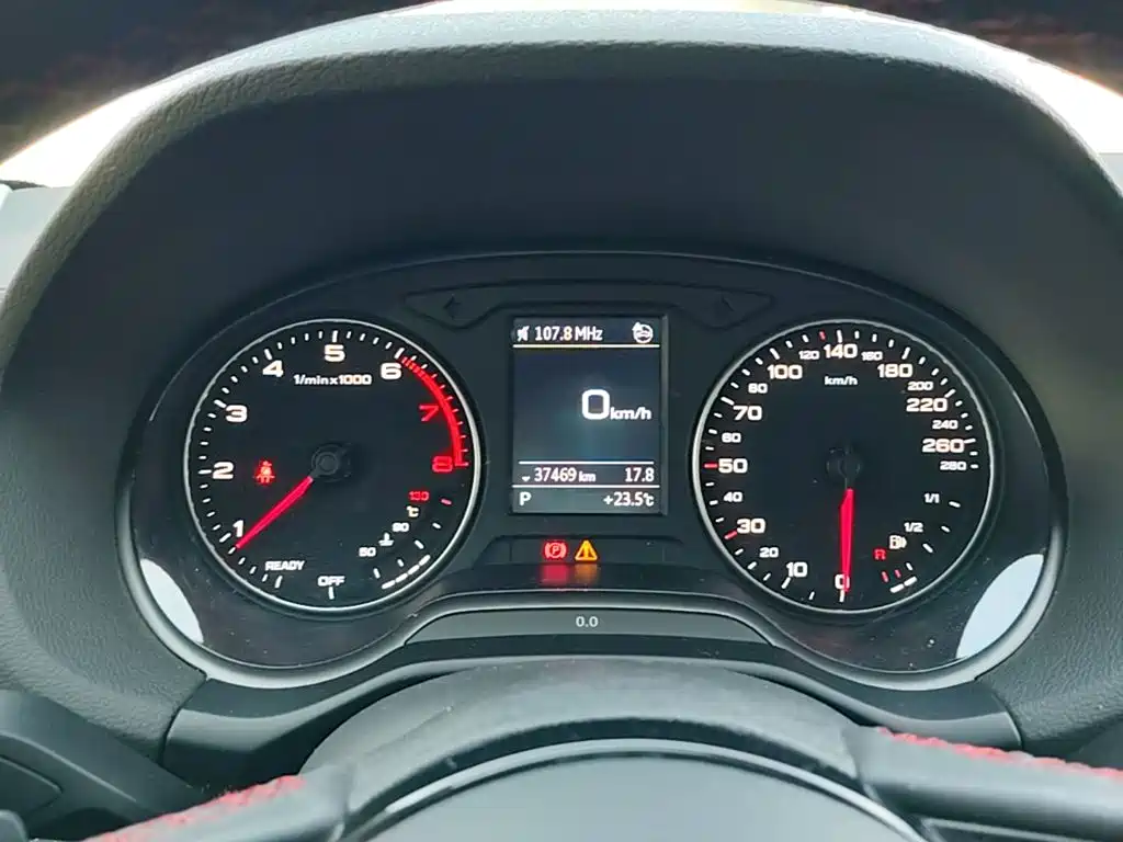 Audi Q2L — миниатюра 12